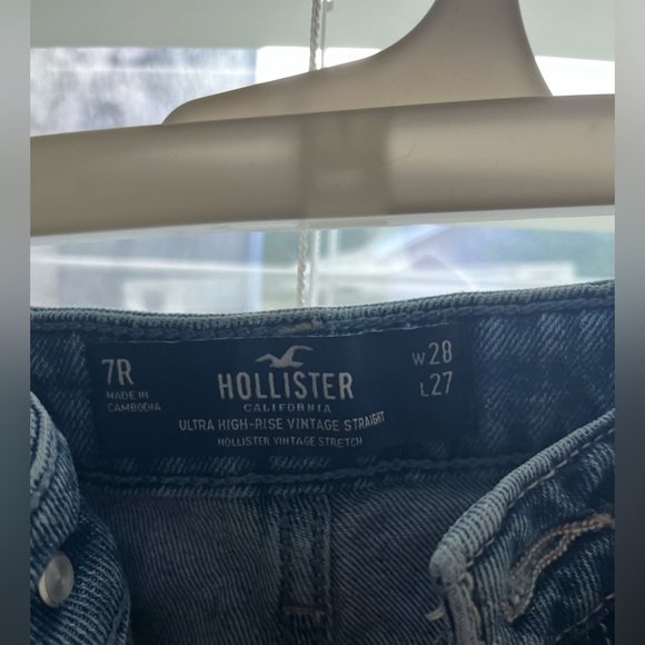 Very distressed denim jeans, light and airy lol. They’re very cute w fishnets!! - Picture 4 of 4